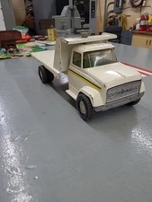 Vintage ERTL John Deere Tilt Flatbed Delivery Truck White #594 USA 1970s