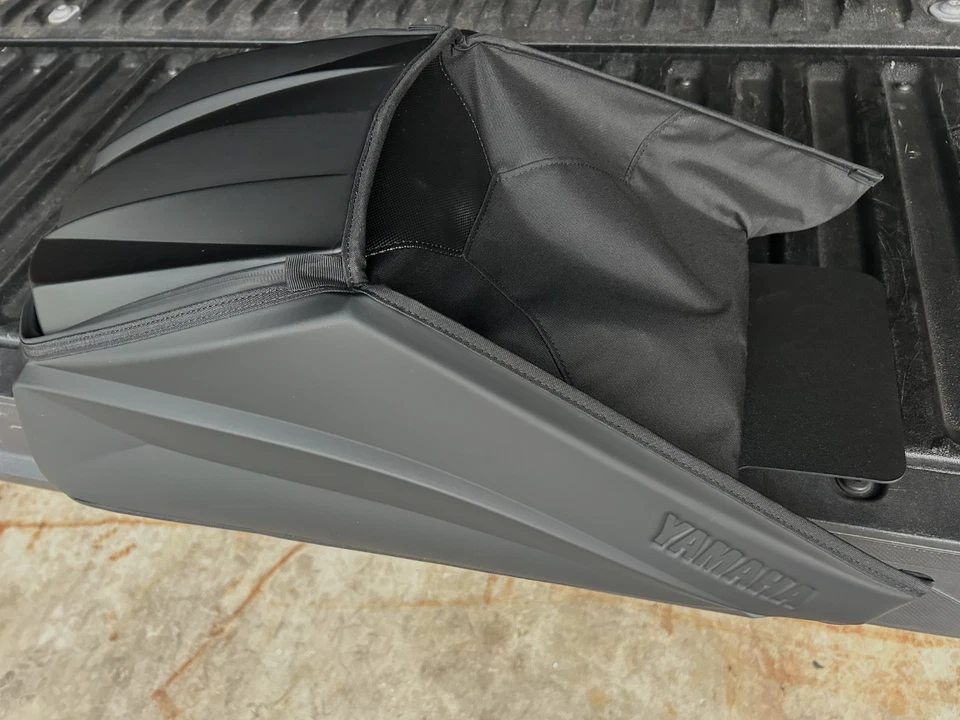 Bolsa de engranajes de túnel grande Yamaha SMA-8MB64-00-BK para Sidewinder / SX Viper Foto 3 de 4