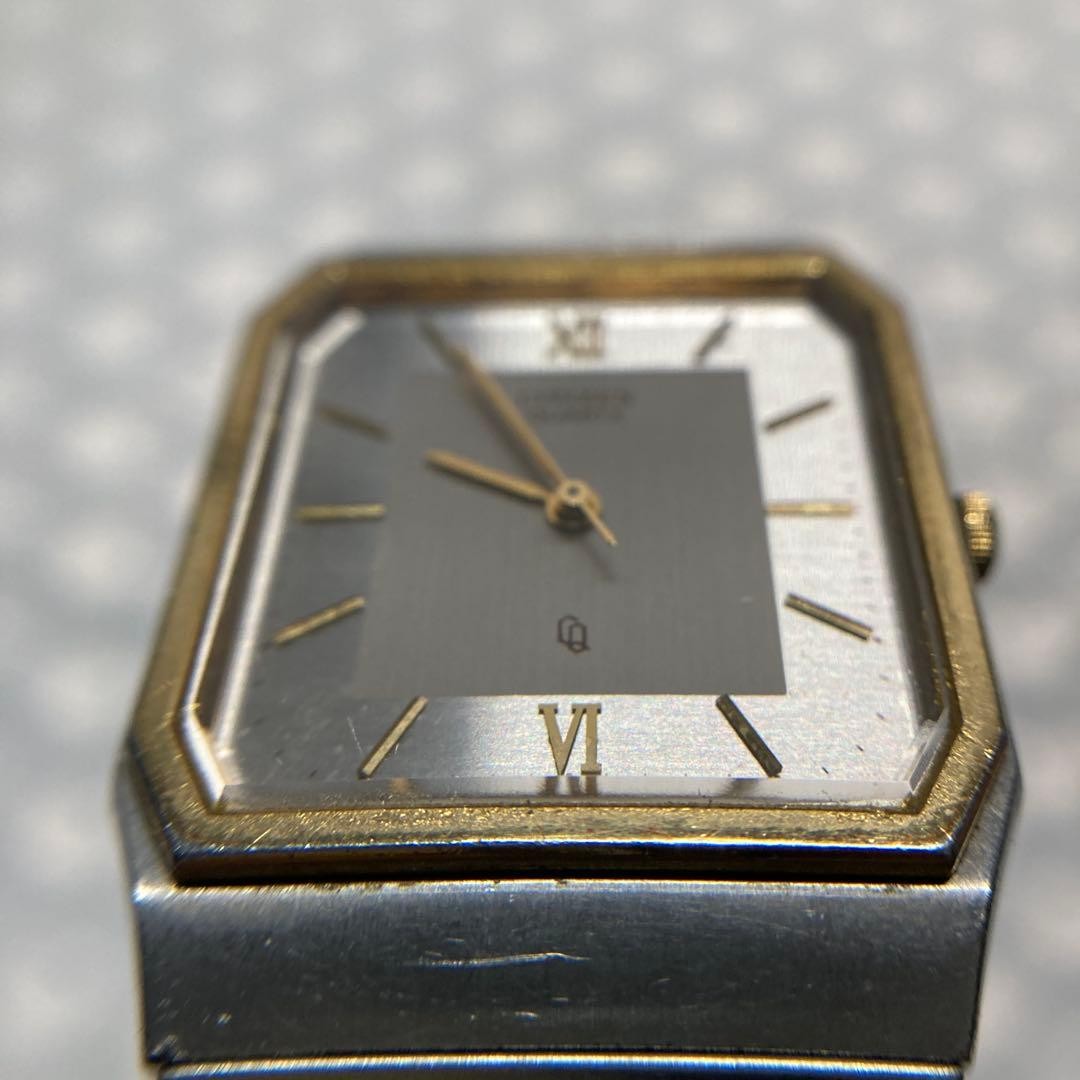 Citizen Rectangular - image 13