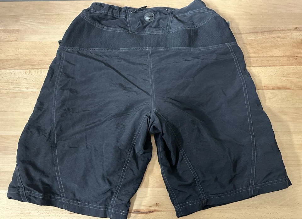 Pantalones Cortos Nema International Para Hombre Ciclismo Nylon Negros Acolchados Cordón Grandes Foto 2 de 4