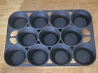 Vintage GRISWOLD Cast Iron NO 10 Popover Muffin Pan 949 Erie PA USA 11 Cup