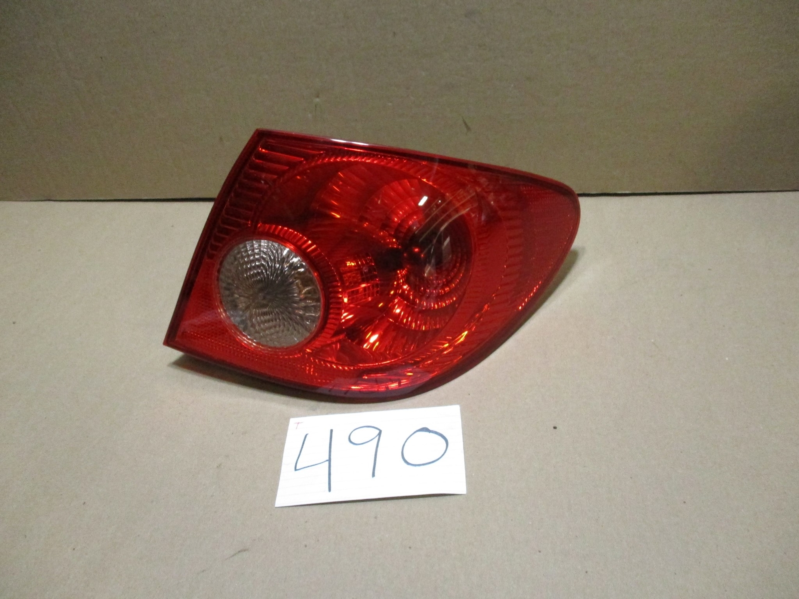 05 06 07 08 Toyota Corolla PASSENGER Side Used Tail Light #490-T
