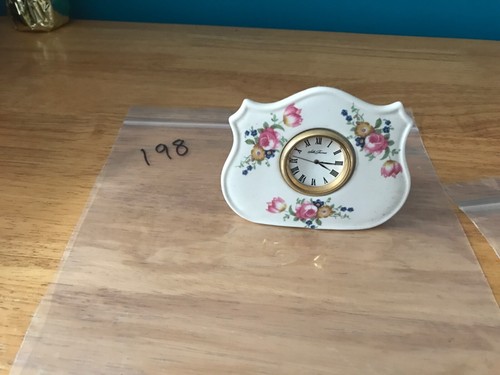 Miniature Quartz clocks and other makes. Over 100 clocks - Foto 389 di 470