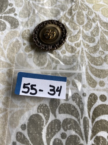 Victorian CELLULOID Fancy Border Button 55-34 - Picture 5 of 5