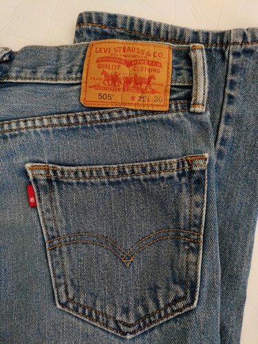 Pantalones de mezclilla Levis 505 para hombre 29x29* 100 % algodón pierna recta desgastados rasgados azules - Imagen 8 de 12