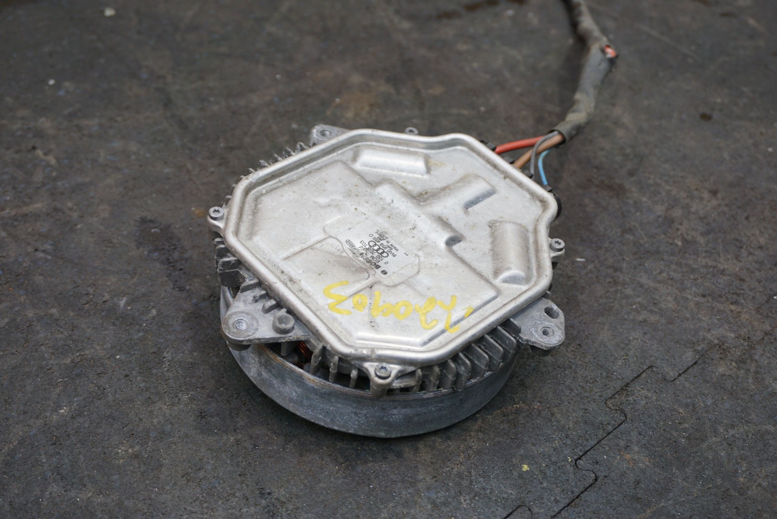 Engine Radiator Cooling Fan Motor OEM 8W0959455 Bentley Bentayga 2016-2020 *Note