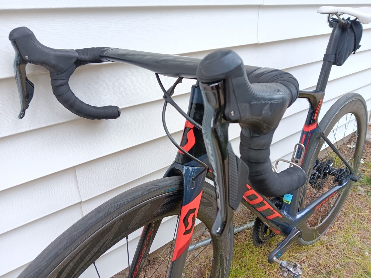 54cm 2018 Scott Foil 20 Disc Dura-Ace Di2 Zipp 404 Stages 54cm 2018 Scott Foil 20 Disc Dura-Ace Di2 Zipp 404 Stages