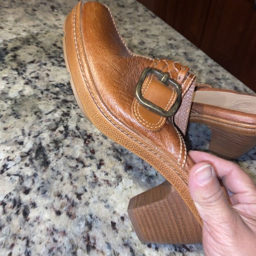 Nurture Women's Brown Leather Clogs Shoes Size 7/12 - Picture 3 of 4