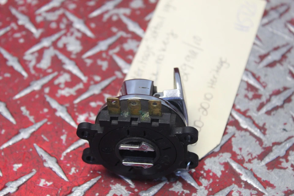 2007 HARLEY HERITAGE SOFTAIL OEM IGNITION SWITCH LOCK NO KEY HST26 - Image 4 of 4