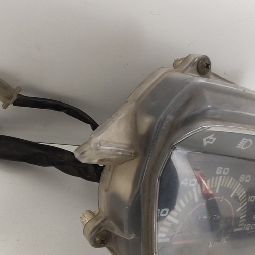 HONDA C100 ASTREA GRAND GENUINE SPEEDOMETER ASSY WITH 21.413 KMH - Picture 6 of 15