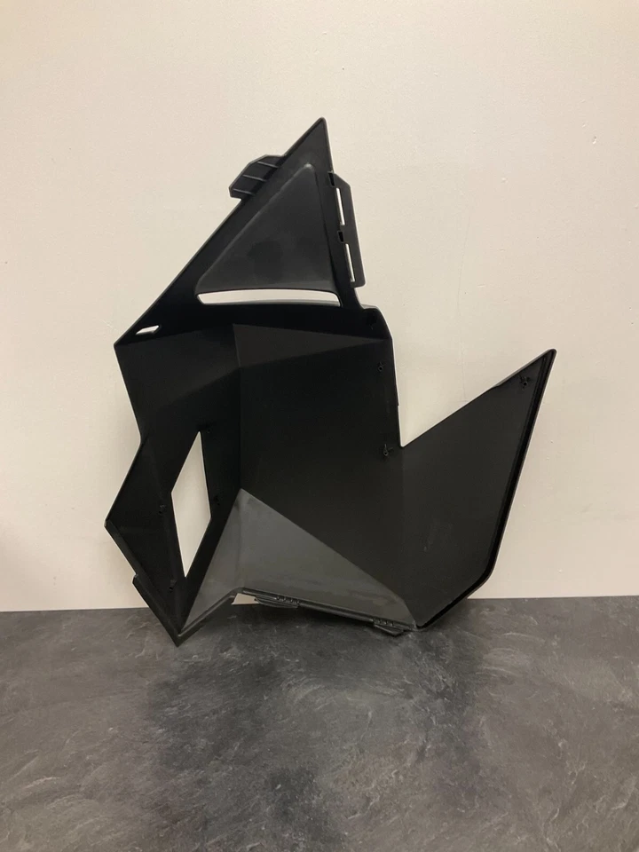 PARTE ESQUÍ DOO #517304029 DESPEGUE PANEL DERECHO NEGRO PROFUNDO 09-20 MXZ/RENEGADO/CUMBRE Foto 2 de 4