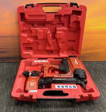 HILTI GX2 Gas Actuated Fastening Tool w/ Charger and Case