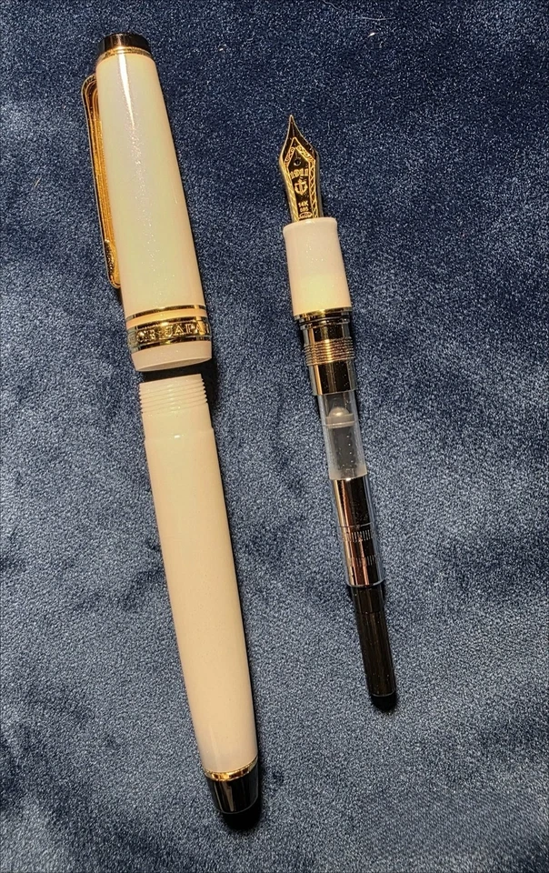 Sailor Four Seasons Weaving - Moonlight Fountain Pen, 14K Gold MF Nib - Image 2 of 4