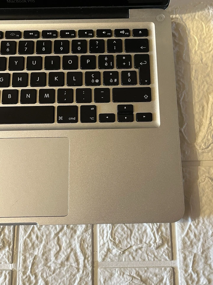  MacBook Pro 13” (A1278 – Mid 2010) - Non funzionante - Immagine 3 di 4