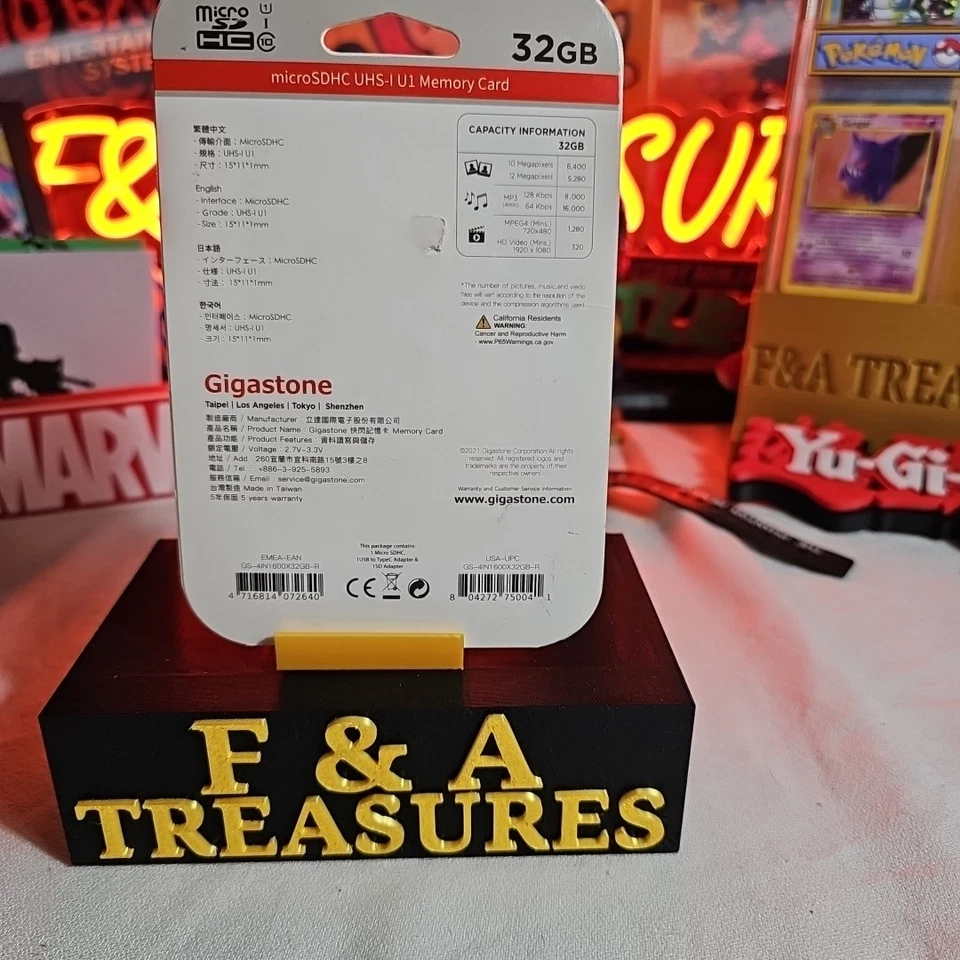 Gigastone GS-4IN1600X32GB-R microSDHC UHS-I Memory Card 3-in-1 Kit (32GB) - Image 2 of 2