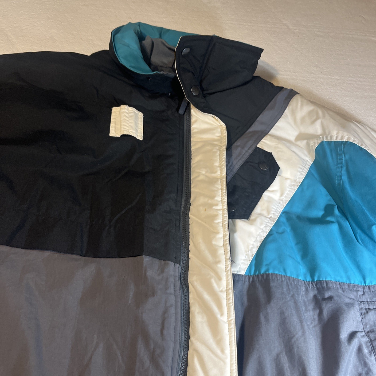 CORNICE BUTTON DOWN PUFFER JACKET SIZE LARGE - image 5