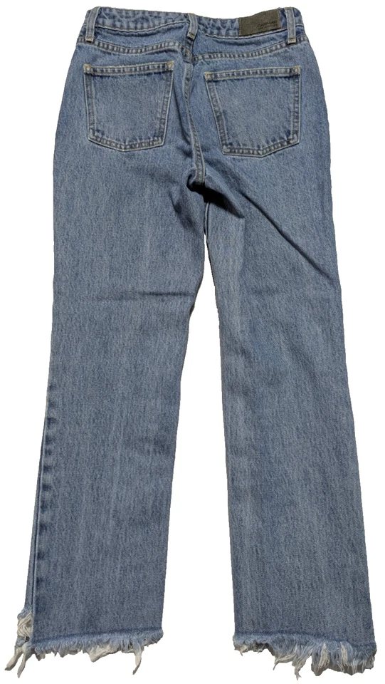 Jeans azules recortados CARMAR Los Angeles Distressed Denim - 25 para mujer Foto 2 de 4