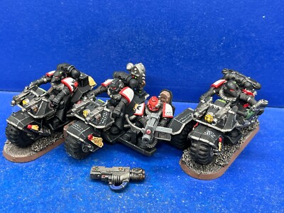 2 Bikes + Attack Bike / Trike der Black Templars BEMALT