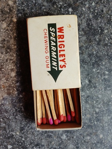 VTG Wrigleys - Spearmint Chewing Gum - Pocket Box Matches - Diamond Match Div. - Picture 4 of 4