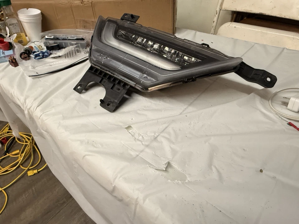 Luz antiniebla LED pasajero derecho Ford F150 F-150 2021 2022 2023 OEM Foto 3 de 4