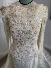 Vintage 1980s Demetrios Ivory Beaded Lace Wedding Gown w/ Detachable Train