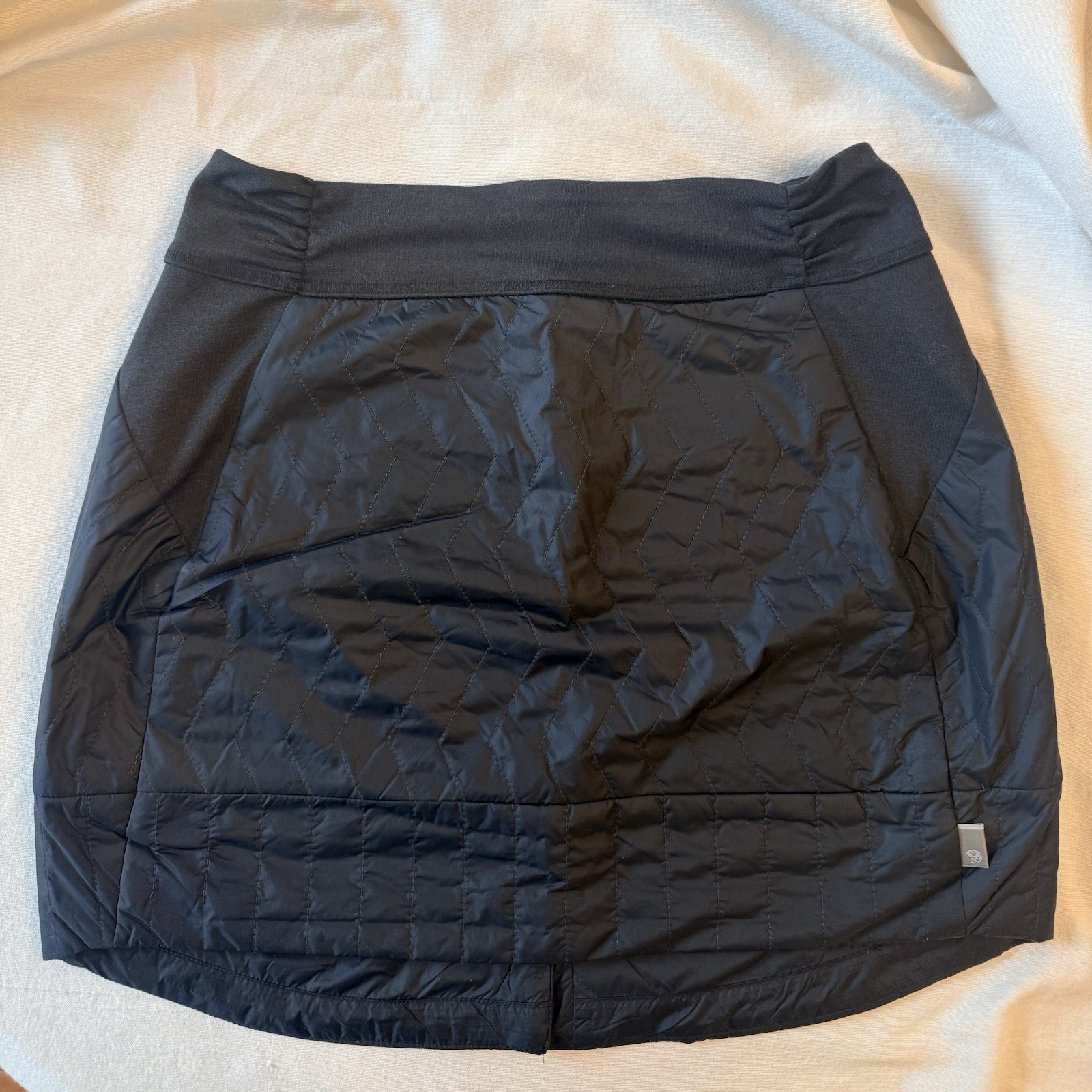 MOUNTAIN HARDWARE • Mini Puffer Insulated Skirt •… - image 1