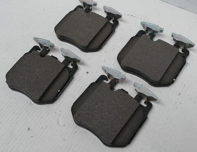 Original BMW G20 G22 G26 G30 G31 G11 G14 G05 G06 G07 Bremsbeläge Vorne 6889585