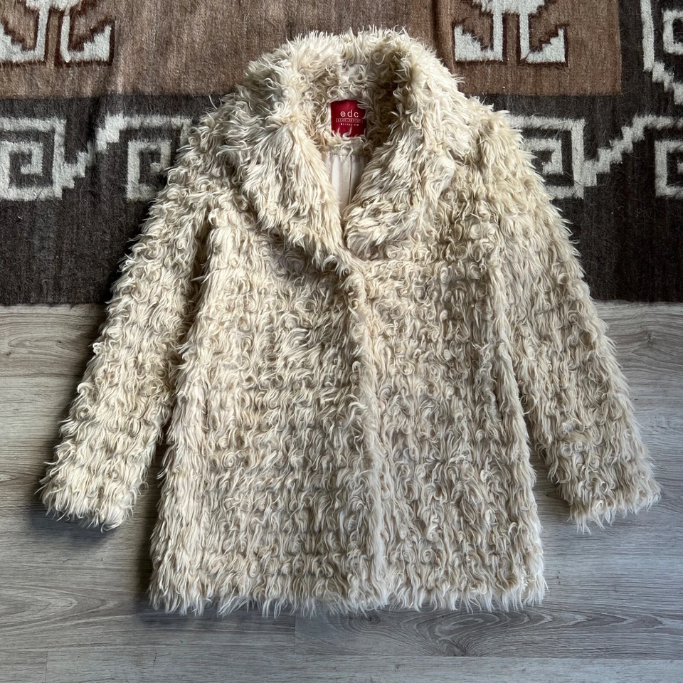 Esprit EDC Faux Fur Y2K Vintage Women's Creame White Coat Size M - Image 3 of 4
