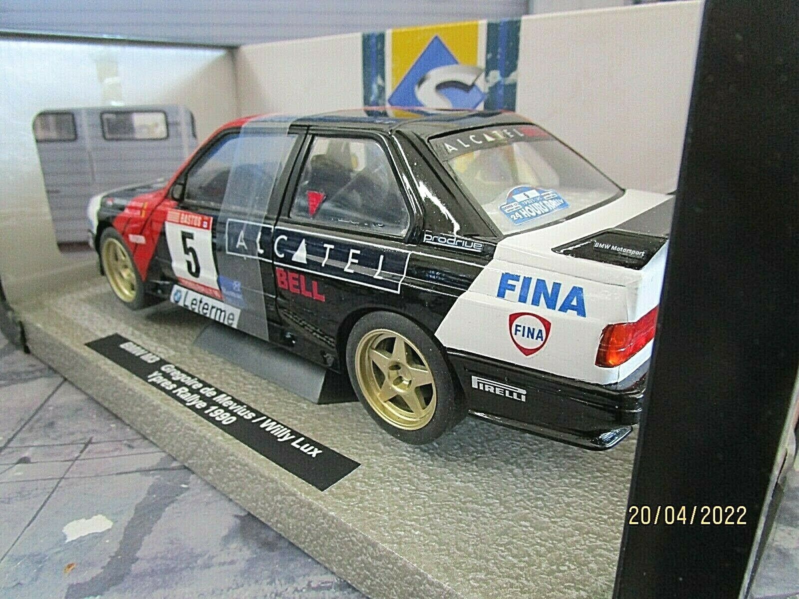 Foto 3 di 6