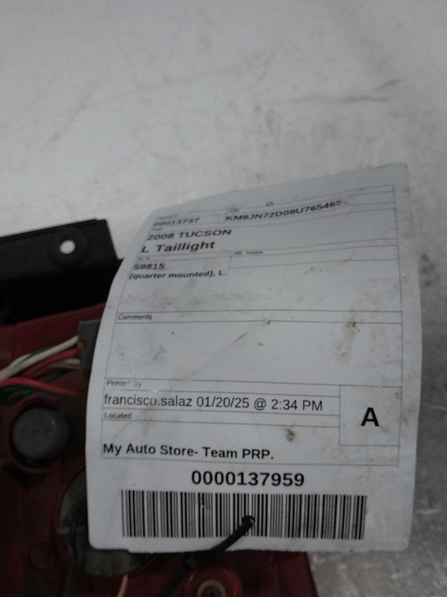 Used Left Tail Light Assembly fits: 2008 Hyundai Tucson quarter