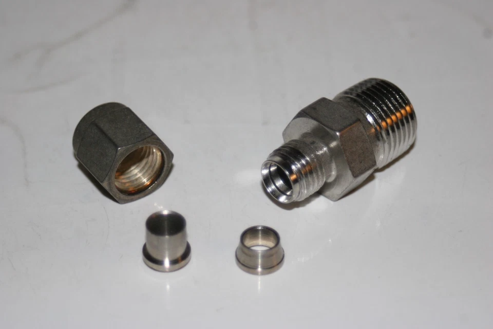 1/4 Tube x 3/8 MNPT 316ss Sleeved Ferrule Male Connector Tylok  SS-4-DMC-6 - Image 3 of 3