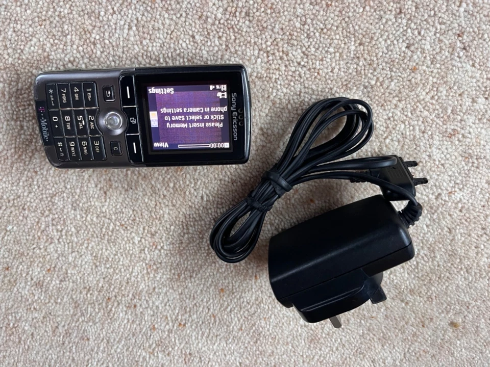 Sony Ericsson K750i - Image 4 of 4