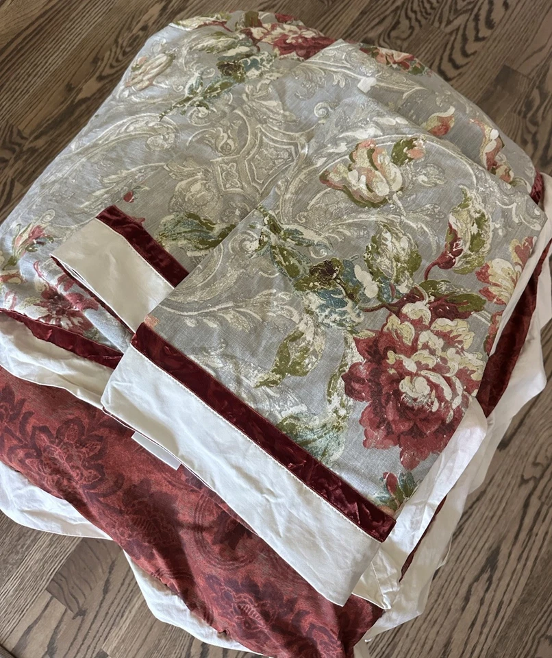 Colcha e fronhas reversíveis 3 peças Waverly Queen cinza azul vermelho floral 90” X 96” - Imagem 2 de 4