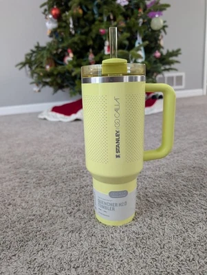 CALIA Stanley 40oz Quencher H2.0 FlowState Tumbler Hot or Cold - Yellow NEW