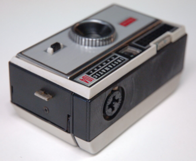 Appareil Photo KODAK INSTAMATIC 104 - Pour Pièces Détachées Ou Collection - NE FONCTIONNE PAS