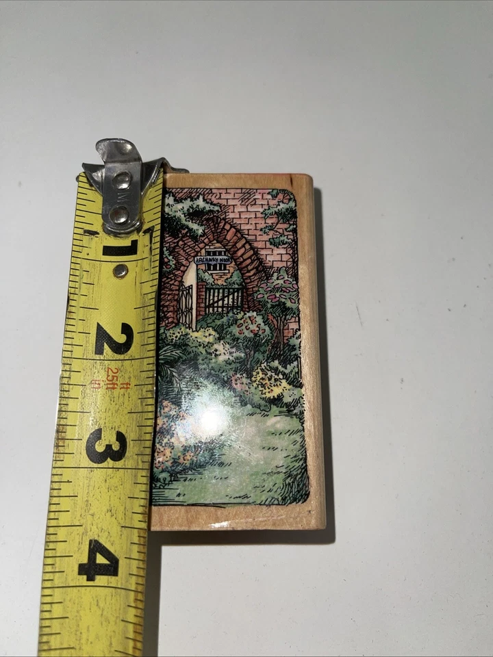 Estampilla de goma montada en madera Stampendous Archway revisitada 1996 2,5" X 3,5" Foto 2 de 4