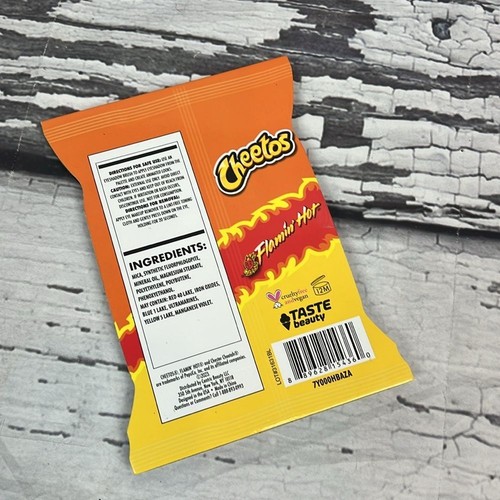 Flaming Hot Cheetos 12 Colors Eyeshadow Palette with Mirror NEW - Picture 6 of 7