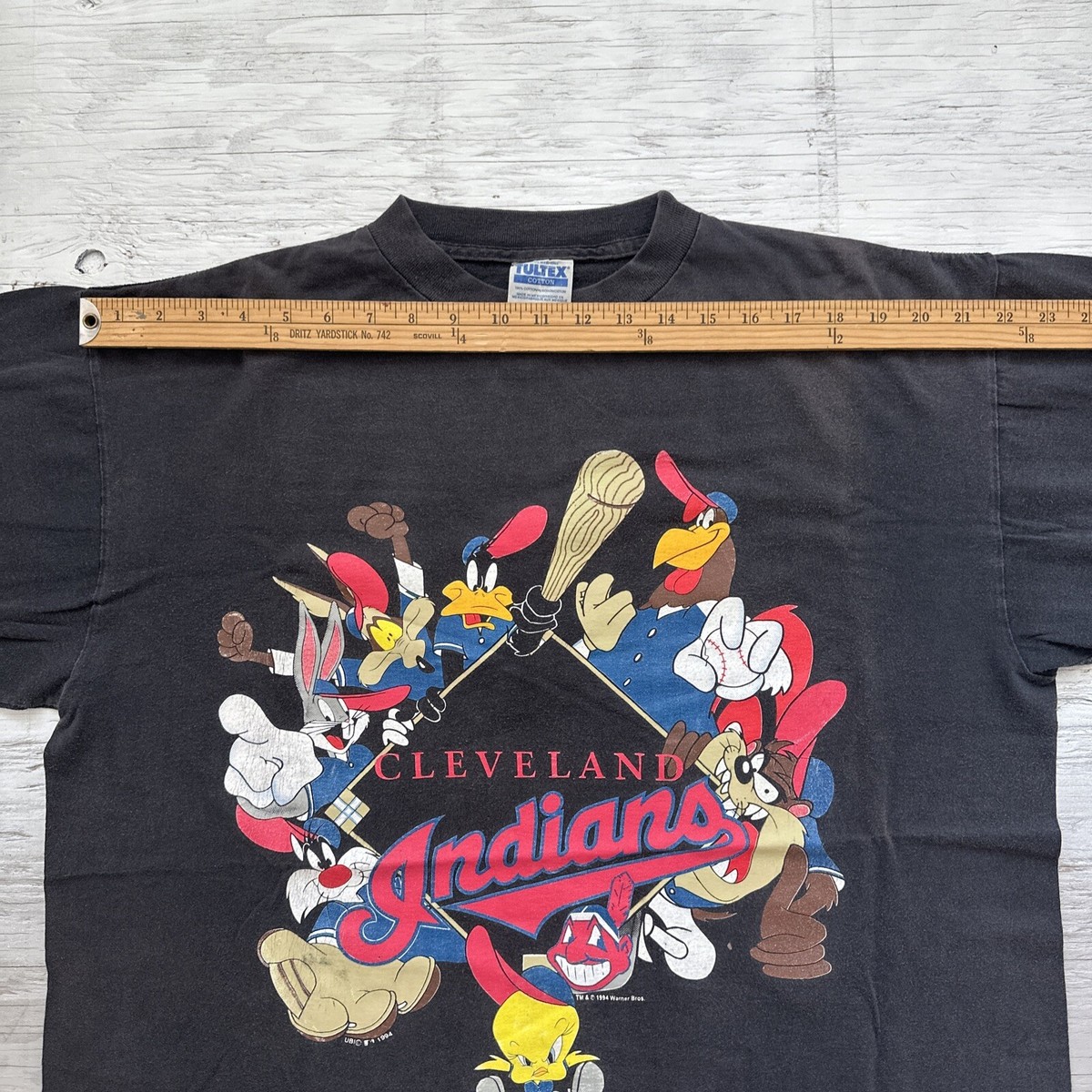 CLEVELAND INDIANS ビンテージTシャツ MLB 丸胴 s-l400.jpg