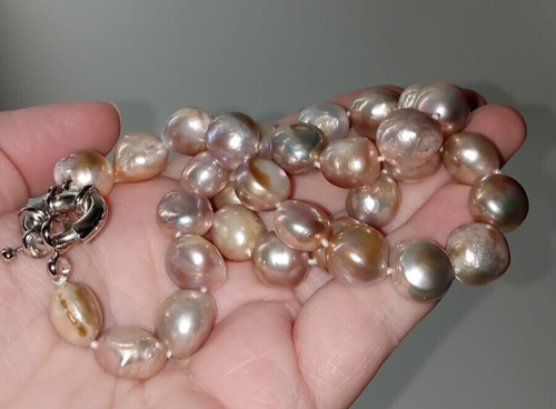 Gray/Lavender Knotted Genuine Baroque Pearls 8" Necklace with Silver Tone Clasp - Picture 4 of 6