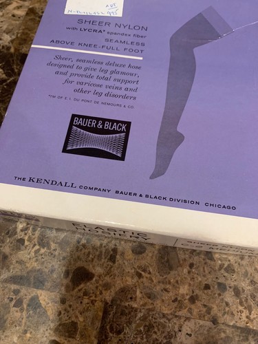Bauer & Black Elastic Hosiery Box Nylons 1961 Medium Sheer Above Knee Nude 6276 - Picture 7 of 18