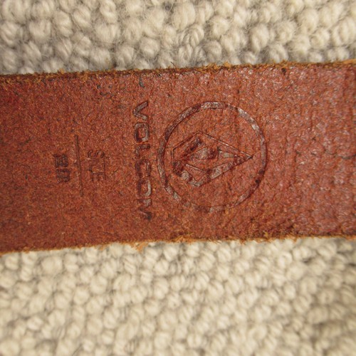 Cinturón de cuero Volcom Geniune talla 28 pequeño marrón liso jeans vintage 7433 - Imagen 9 de 12