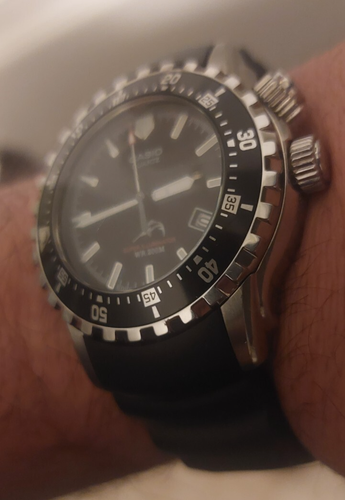 Casio Men's MDV-102 Super Illuminator Marlin Diver Watch NEW BATTERY 2/24 - Picture 6 of 7