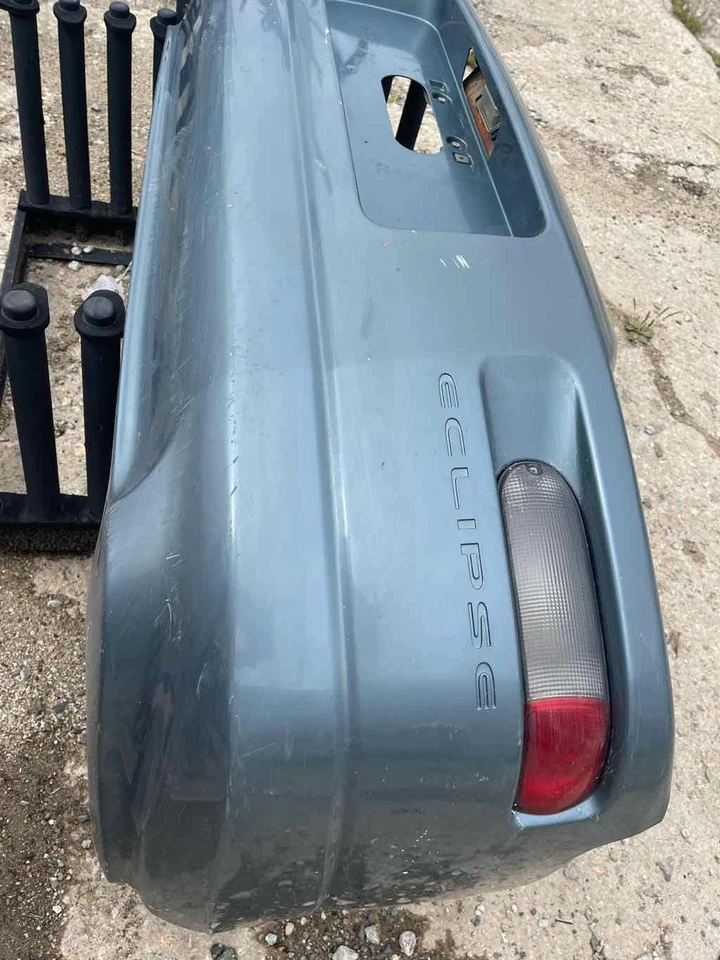 Rear Bumper Assembly (DISCONTINUED) ECLIPSE 01 Foto 2 de 4