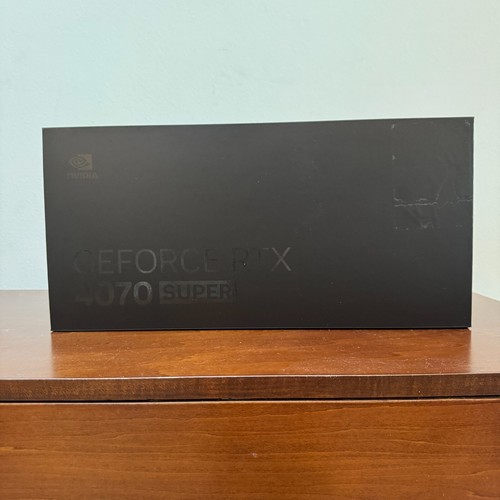 RTX 4070 Super Founders Edition Excellent Condition Original Box FAST SHIP - Photo 2/10