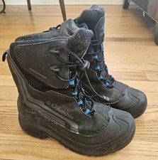 Columbia Kids' Bugaboot Omni-Heat Waterproof Winter Boots in Black Size 5