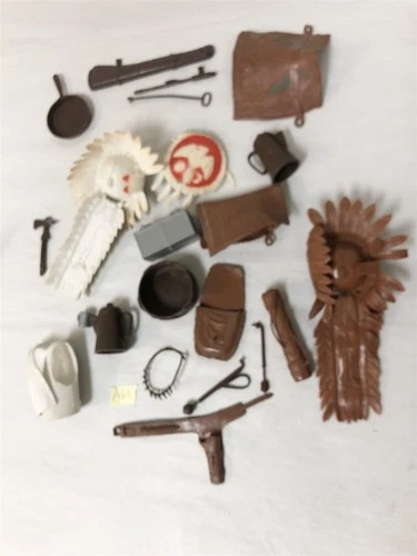 1960s MARX JOHNNY WEST INDIAN ACCESSORIES LOT #68