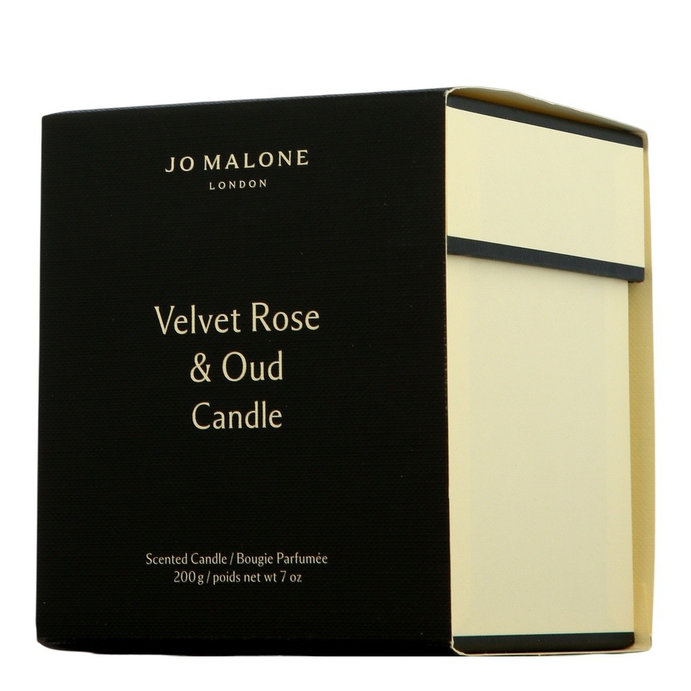 Jo Malone Бархатная свеча с интенсивным ароматом розы и Уда 200 г 14390₽