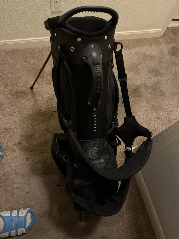 Bolso de pie Cleveland 2024 14 vías negro Foto 2 de 4