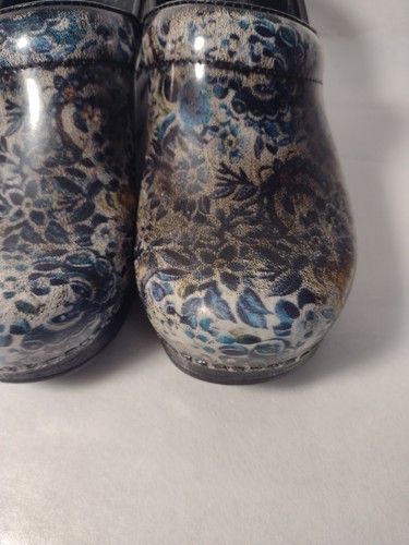Scarpa zoccoli professionali Dansko taglia 36 = 5,5/6 US donna blu/grigio floreale - Foto 10 di 14