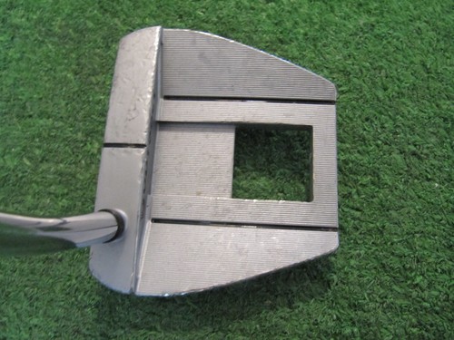 ODYSSEY WHITE HOT OG 7 BIRD PUTTER, ALBERO DA LABORATORIO 35" ODYSSEY STROKE, CON COPERCHIO - Foto 2 di 24